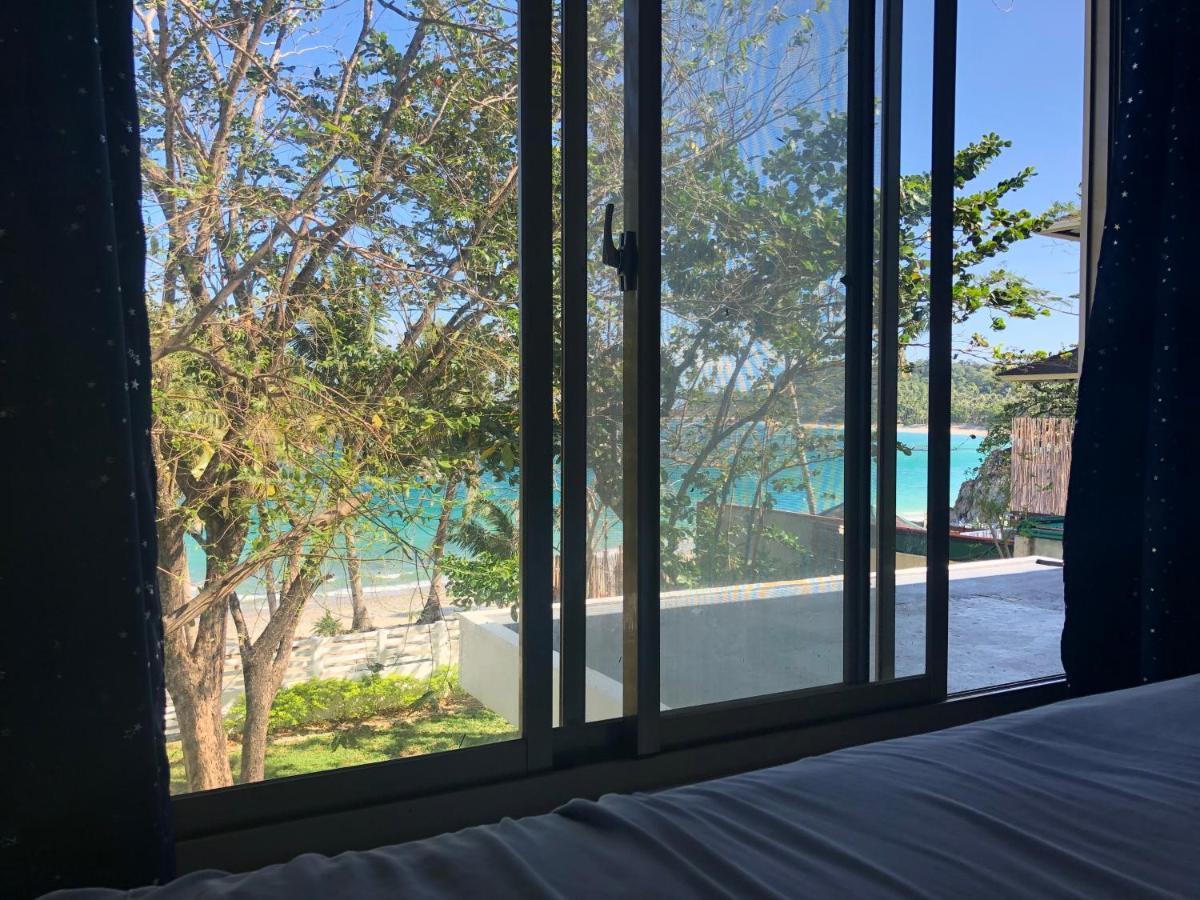 Amami Beachfront Villa With Private Beach プエルト・ガレラ エクステリア 写真
