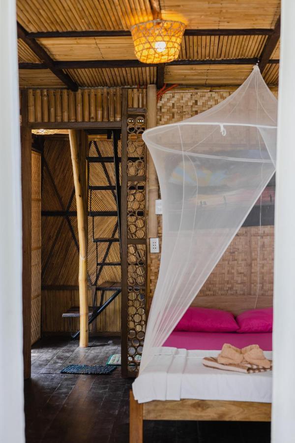 Amami Beachfront Villa With Private Beach プエルト・ガレラ エクステリア 写真