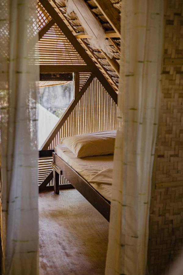 Amami Beachfront Villa With Private Beach プエルト・ガレラ エクステリア 写真